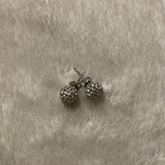 Beautiful 925 sterling silver stud earrings - Picture 3 of 5